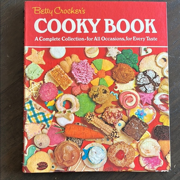 1974 Vintage Betty Crocker's Cooky Book